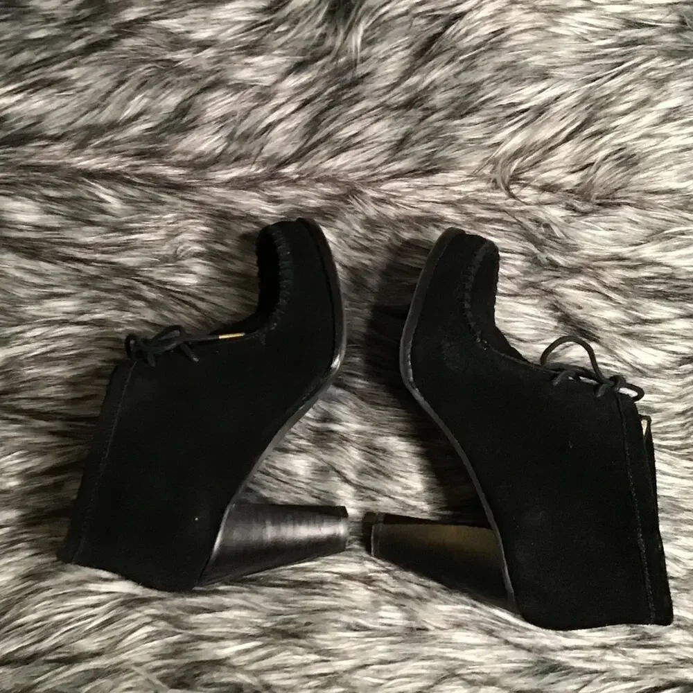 Isaac Mizrahi Black Suede Boots 7M - Picture 5 of 9